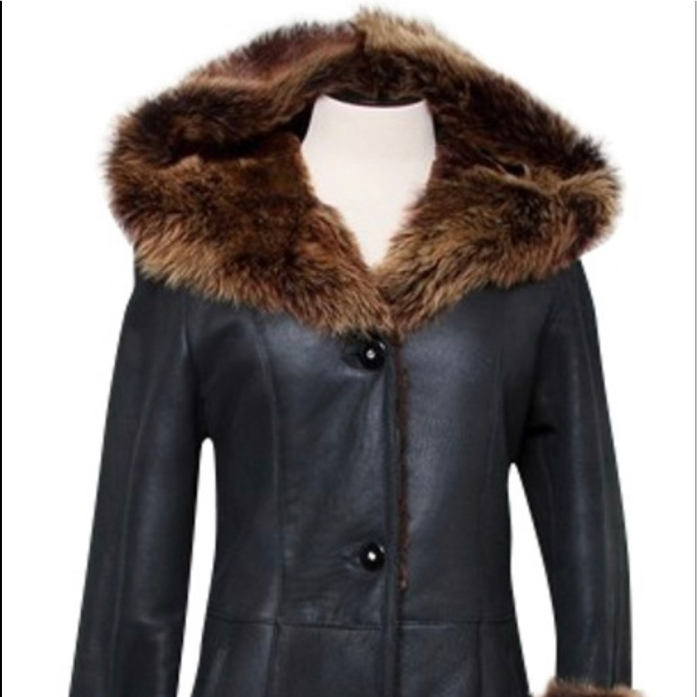 Shearling coat - Picture 2 of 8